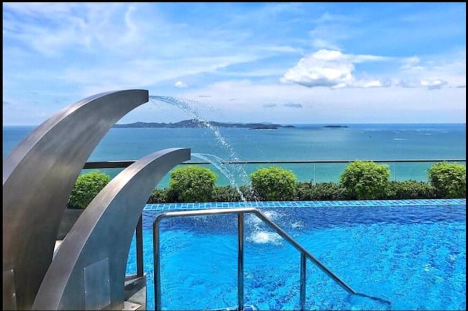 The Peak Towers Apartamento Pattaya Exterior foto